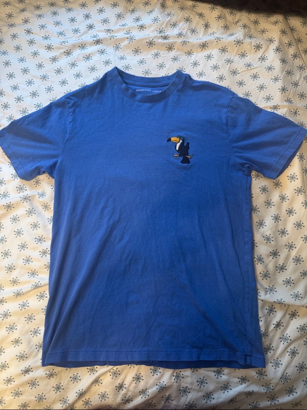 American Eagle Outfitters Blue Short-Sleeve T-Shirt with Toucan Embroidery